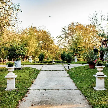 Kastello * Nagykozar