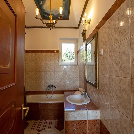 Kastello Villa