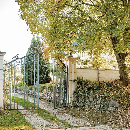 Kastello * Nagykozar