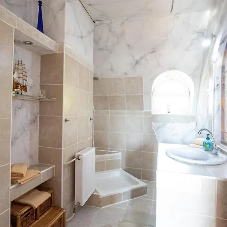 Kastello Villa Nagykozar